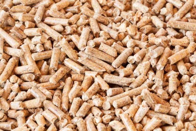 granulet pellet ou granule pour poêle à bois